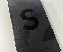 Samsung Galaxy S22 Ultra SM-S908B/DS - 512GB - Phantom Black (EE) New & Sealed 750euro