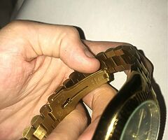 Genuine Rolex day just oyster perpetual 18k gold certs there - Image 6/10
