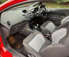 2015 Ford Fiesta