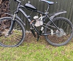 2 engine bikes (€250)