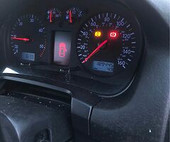 2002 Volkswagen Golf - Image 6/10