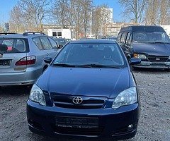 Toyota corolla - Image 9/9