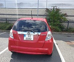 Honda Fit Hybrid Navi premium selection, 2011