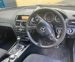 Mercedes c220 for sell - Image 7/10