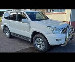 2008 LWB Land Cruiser 6-speed manual