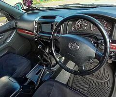 2008 LWB Land Cruiser 6-speed manual - Image 5/10
