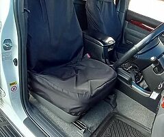 2008 LWB Land Cruiser 6-speed manual - Image 7/10