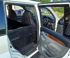 2008 LWB Land Cruiser 6-speed manual - Image 9/10