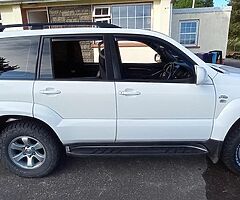 2008 LWB Land Cruiser 6-speed manual - Image 10/10
