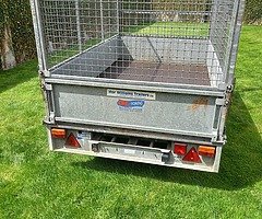 8 x 5 iforwilliams trailer.