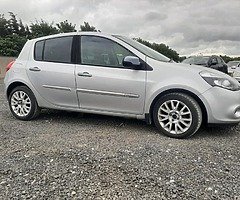 2011 Renault clio tom tom