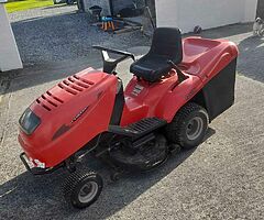 Castle garden mower