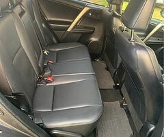 2015 Toyota RAV4 - Image 4/8