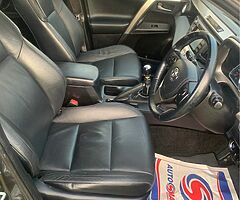2015 Toyota RAV4 - Image 5/8