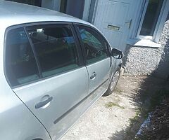 VW.GOLF . 1.4  (E 700) - Image 4/7
