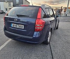 Kia Ceed Automatic - Image 6/7
