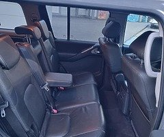 Nissan Pathfinder - Image 8/10