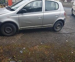 00 Toyota Yaris