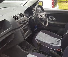 Skoda Fabia - Image 8/10