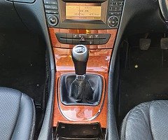2009 Mercedes E220 cdi Manual 170hp (NCT and Tax) - Image 9/10