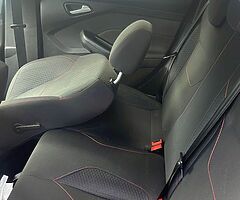 Ford Focus Authomatic - Image 8/10