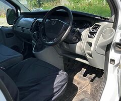 Nissan Primastar - Image 4/5