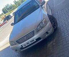 Is200 - Image 5/9