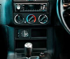 1994 BMW E36 320i - Image 9/10