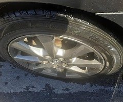 12Toyota Avensis - Image 8/9