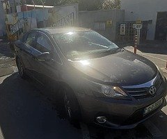 12Toyota Avensis - Image 9/9