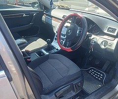 VW PASSAT 1.6 DIESEL HIGH SPEC CAR 6 SPEED GEARBOX LONG NCT SWAPS FOR VAN - Image 4/10