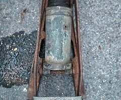 Antique foot pump - Image 3/4