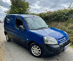 ***Wanted berling van***