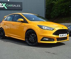 2017 Ford Focus ST-2
