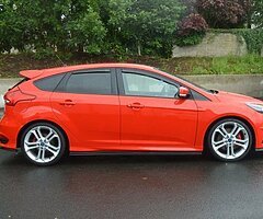 2018 Ford Focus ST-2 - Image 3/10