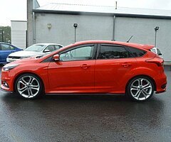 2018 Ford Focus ST-2 - Image 7/10