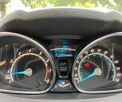 2016 Ford Fiesta Red Edition 140hp - Image 6/10