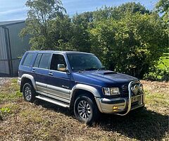2003 Isuzu Trooper