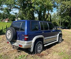 2003 Isuzu Trooper - Image 4/4