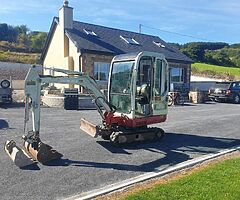 Takeuchi TB106 1.6 ton digger (ON HOLD UNTIL 8pm)