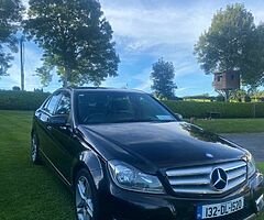 Mercedes C220d AMG - Image 4/9