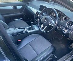 Mercedes C220d AMG - Image 5/9