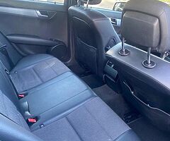 Mercedes C220d AMG - Image 6/9