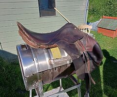 Horse saddle for sale