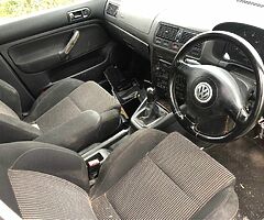 2004 Volkswagen Golf - Image 4/8
