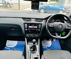 2017 Škoda Octavia - Image 8/10