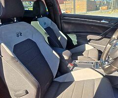 2017 Volkswagen Golf - Image 4/6