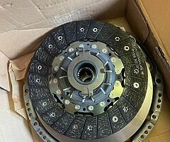 **V8 IS200** - Image 5/8