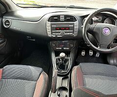 Fiat bravo 2009 1.4 turbo petrol 150bhp standard manual transmission - Image 9/10