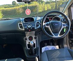 2012 Ford Fiesta - Image 6/9
